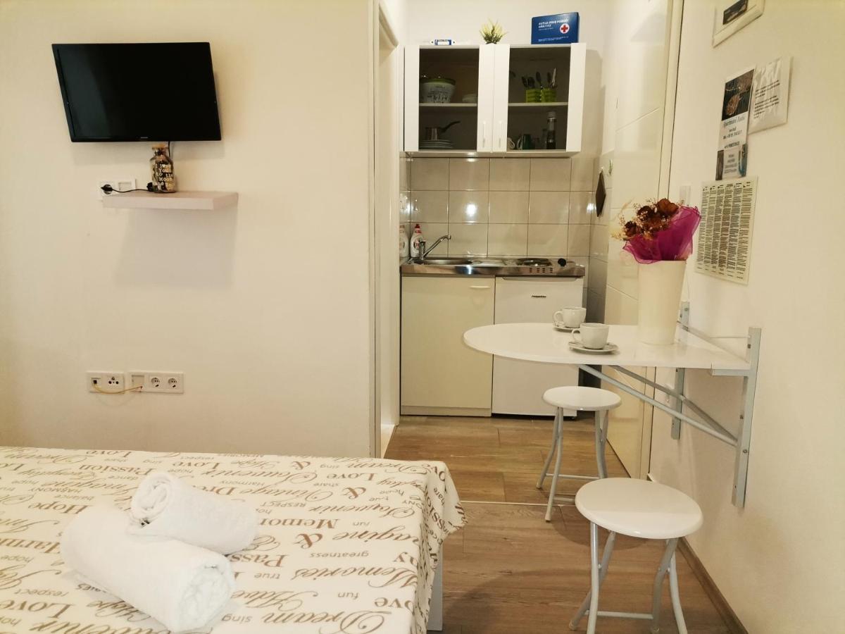 Apartmani Radić Primošten Zewnętrze zdjęcie
