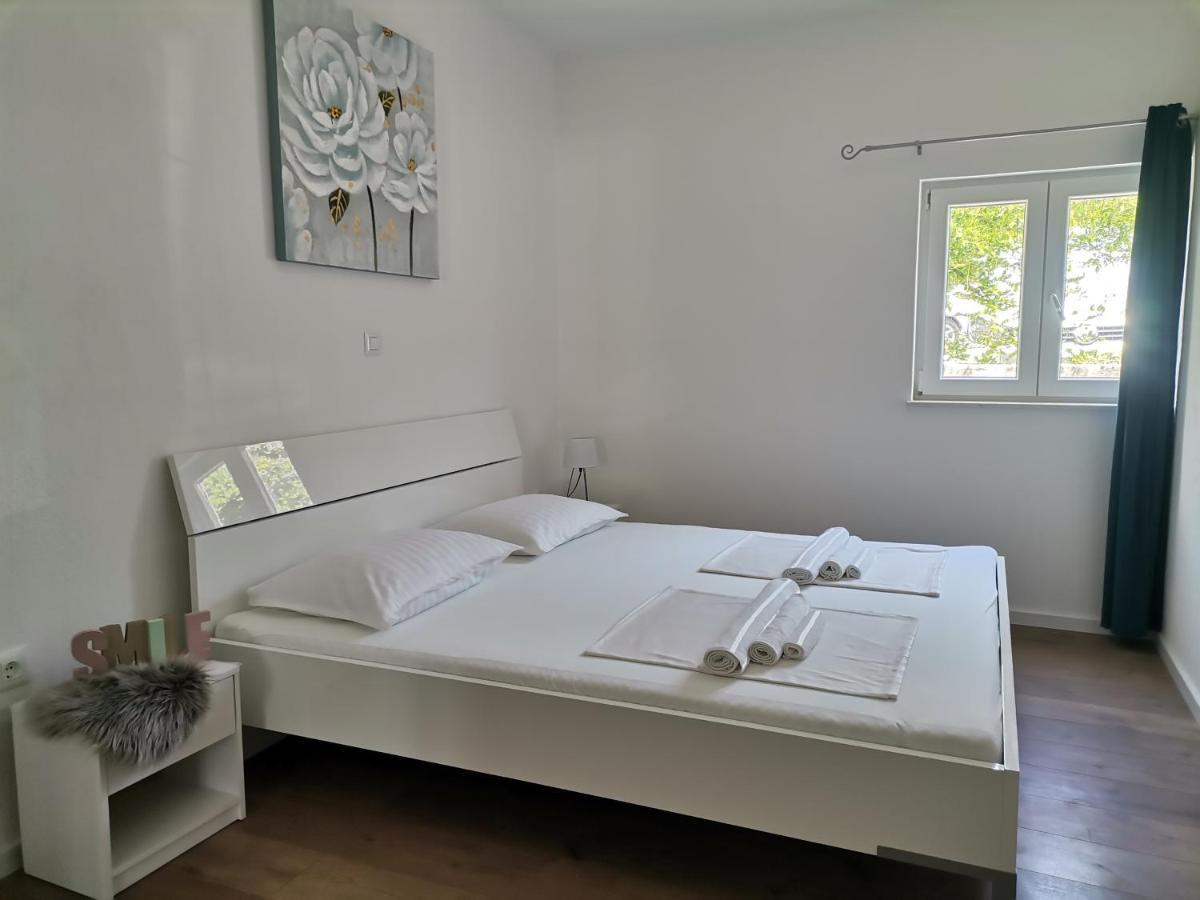 Apartmani Radić Primošten Zewnętrze zdjęcie